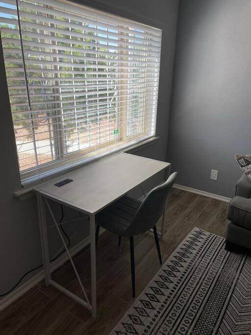 Comfy, Contemporary Quiet Retreat Vacation Home With Views Albuquerque Exterior foto